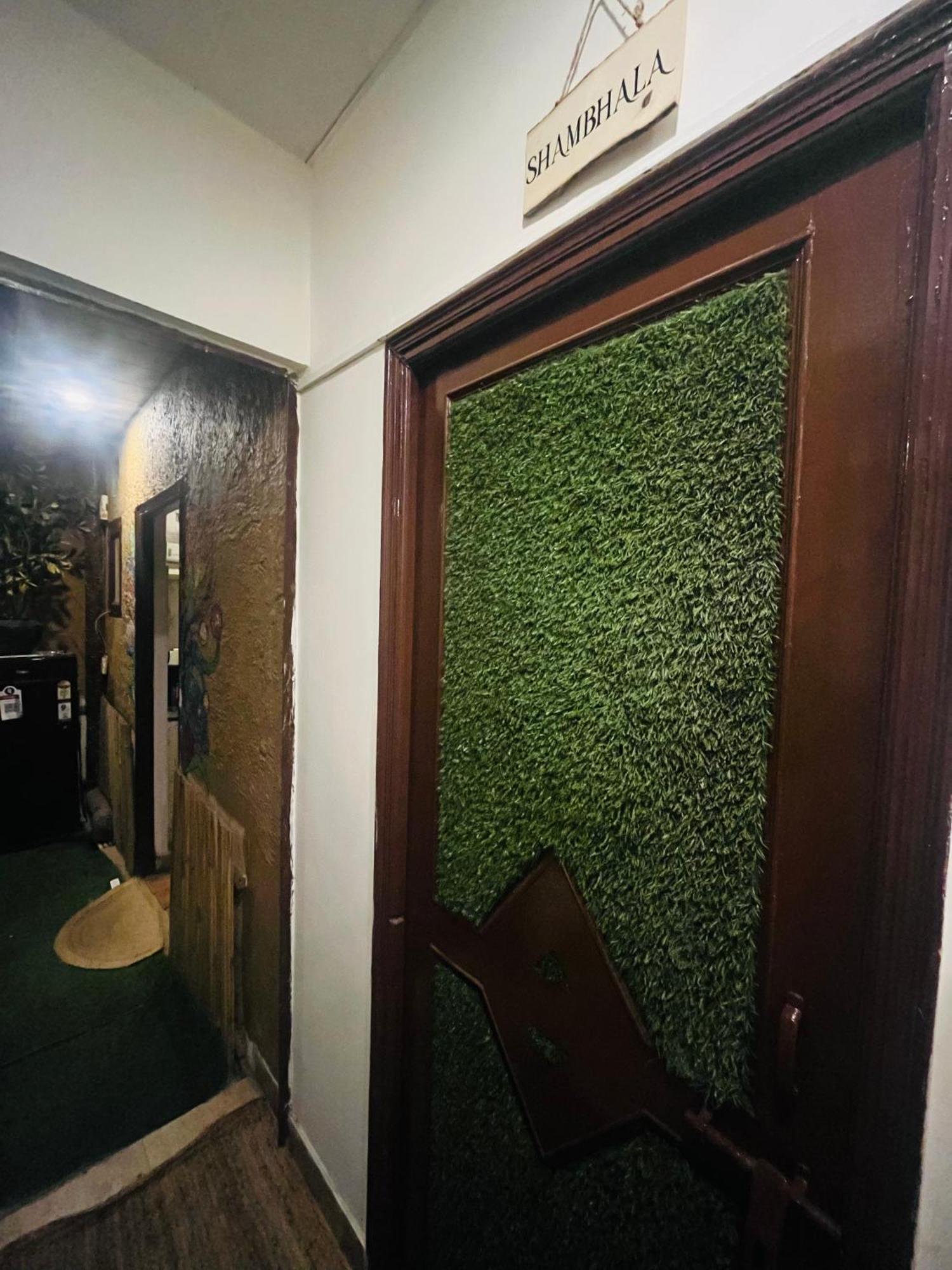 Appartement Anavrin Art House à New Delhi Extérieur photo